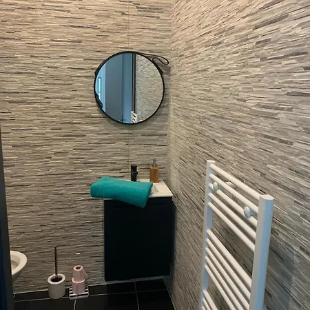 Apartment 3 Jolies Pavillons Type *